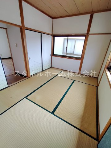 タウンハウス藤沢　Aの和室