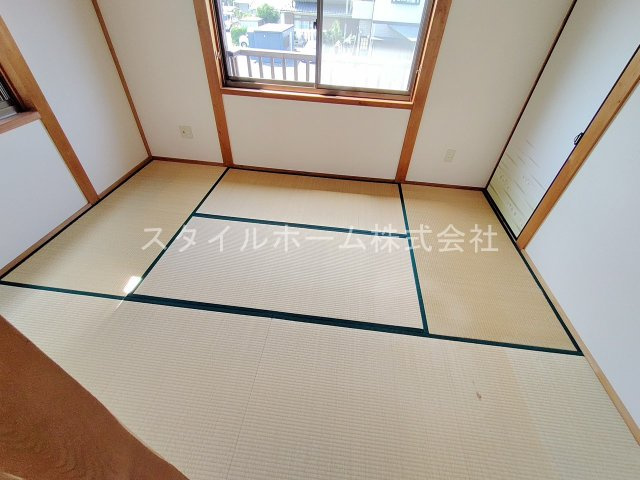 タウンハウス藤沢　Aの和室