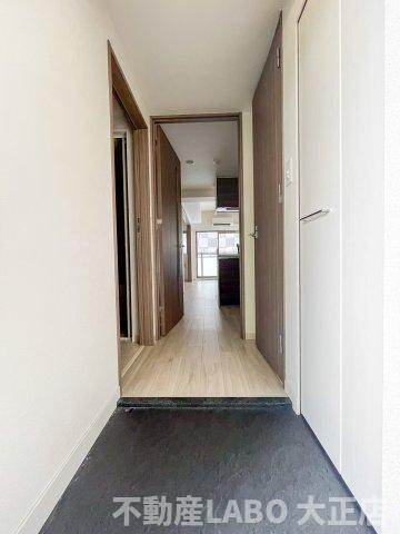 ファステート難波グランプリの玄関