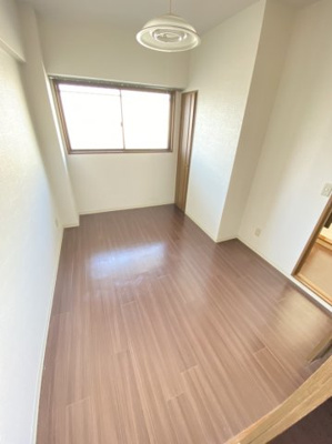 【洋室】 | グリーンローレル立花