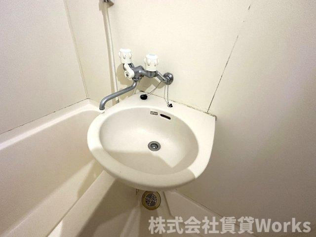 ビアー館の洗面所|コンパクトで使いやすい洗面所