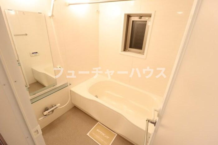 エミネンス大町の浴室