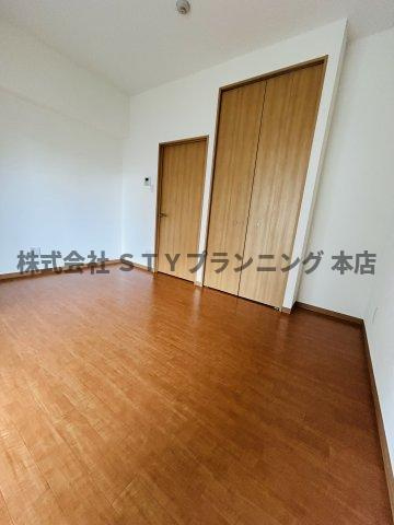 仲介手数料０円！大須APARTMENTの居間・リビング