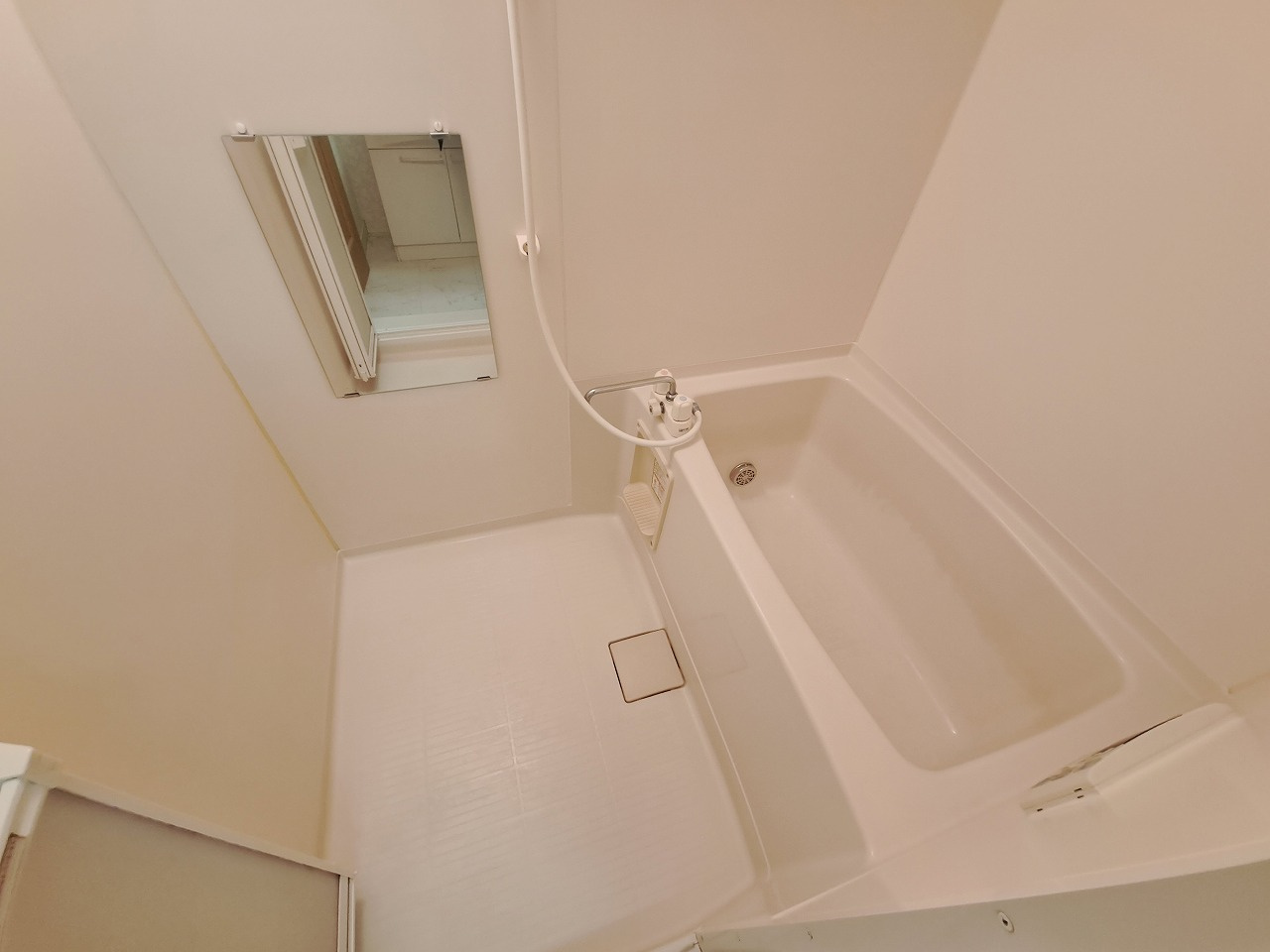 ベラージュ二番町の浴室