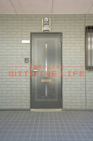 フォブール合川【キャッシュバック対象】のエントランス|落ち着いたエントランスです