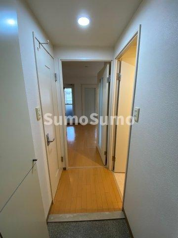 アネシスコート門口の玄関