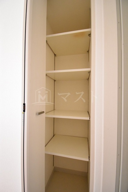 グレンパーク内本町の収納