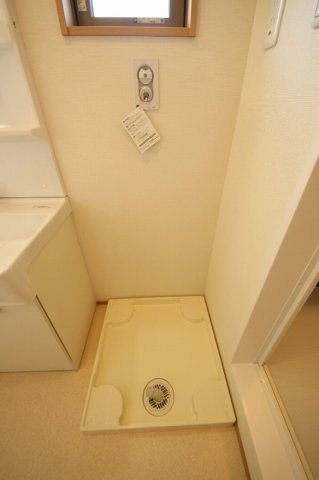 White　Shellの設備|室内洗濯機置場です