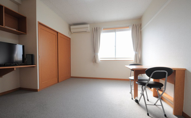 【内装】 | 椎の実2