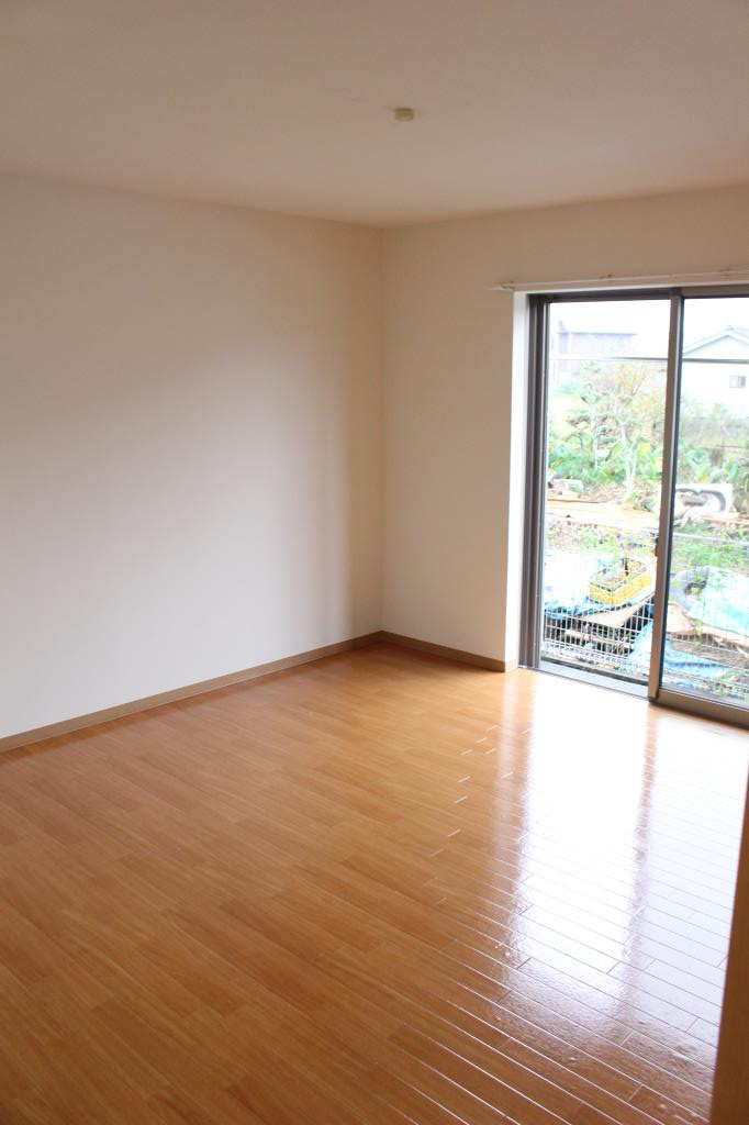 フローリッシュⅢの居間・リビング