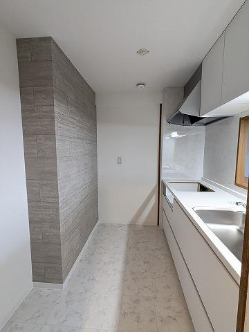 ランフォルセ枚方パークガーデンのキッチン|カウンターキッチン　リフォーム
■物件内覧・資金計画相談・住宅ローン相談、リフォーム相談、お問合せ受付中■
※当日・翌日のご内覧、ご相談はお電話でのお問合せがスムーズです！