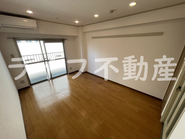 サンモールの洋室|明るい洋室です