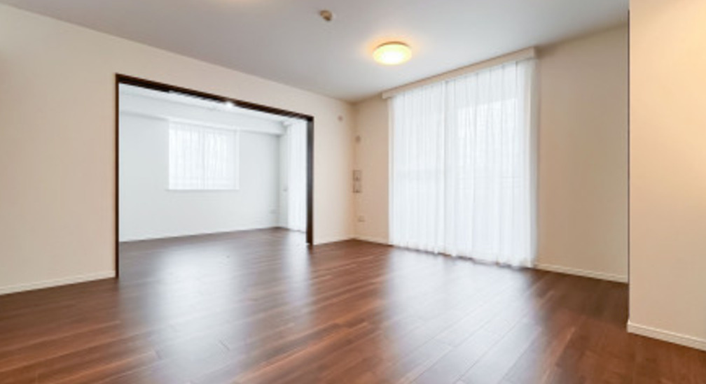 シャリエ赤羽アプローズの居間・リビング|ゆったりとしたリビングです