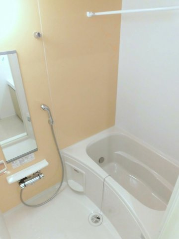 【浴室】 | フェリス大岩 | コンパクトで使いやすいお風呂です