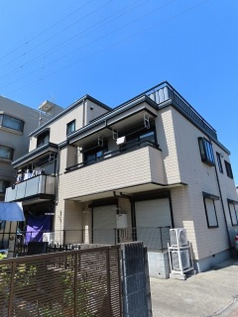 シャルマン９９の外観