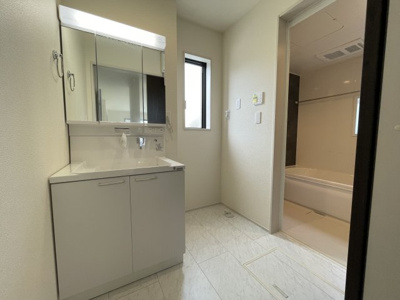 【独立洗面台】 | 【新築分譲住宅】　東根市神町東　全2棟