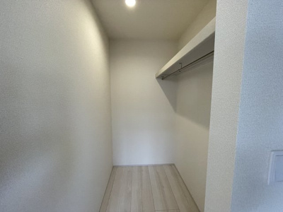 【ランドリースペース】 | 【新築分譲住宅】　東根市神町東　全2棟 | 2階洋室には2か所のウォークインクローゼット！