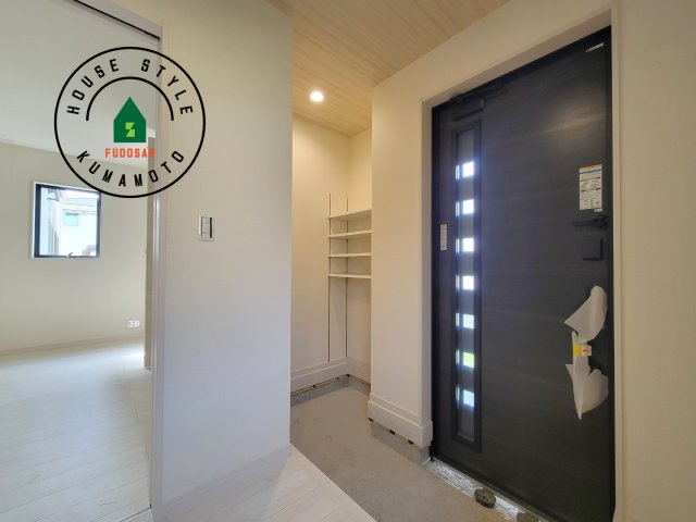 熊本市東区戸島第11-1棟（1号棟）の防犯設備|二重ロックでしっかり防犯対策ができます。