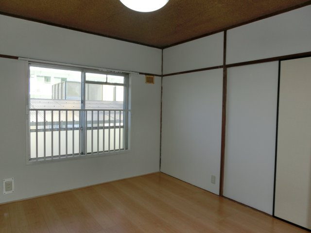 グレースタカツキ　2号棟の洋室