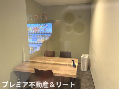 【ロビー】 | ロイヤルパークスタワー南千住 | 1Fにミーティングルームがあります。