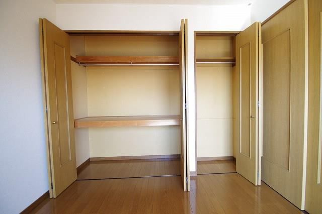 熊本市中央区薬園町の賃貸マンションの収納