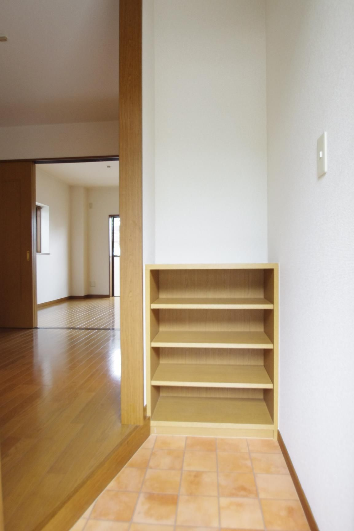 熊本市中央区薬園町の賃貸マンションの玄関