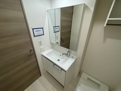 【洗面所】 | クオーレ神和