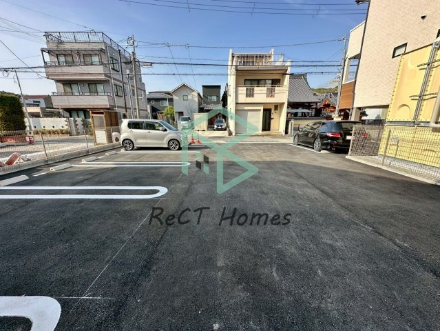 ルグラン龍野の駐車場