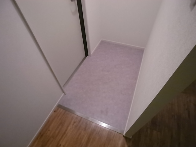 神戸市長田区片山町５丁目の賃貸マンションの玄関