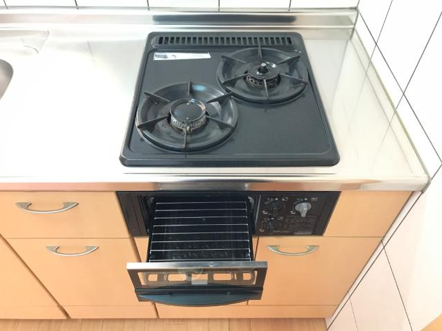 コンフォース生野のキッチン|2口ガスコンロ
