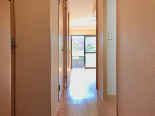 コンフォース生野の内装|廊下