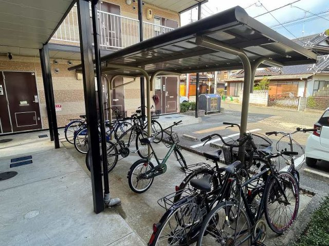 レオパレスＨＡＬのその他|自転車置き場