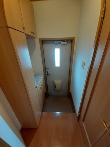 サンライズＢの玄関