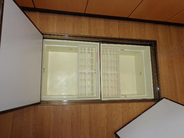 メゾン・エトワールのキッチン|床下収納