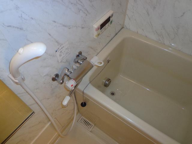 メゾン・エトワールの浴室|サーモ付水栓