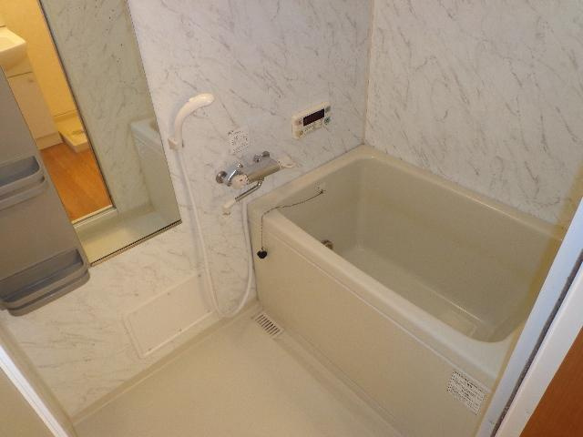 メゾン・エトワールの浴室|バス