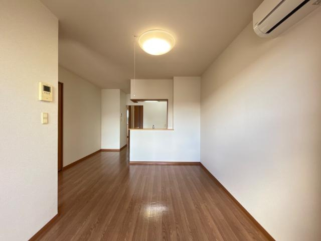 ウィステリア王司２番館の居間・リビング|リビング