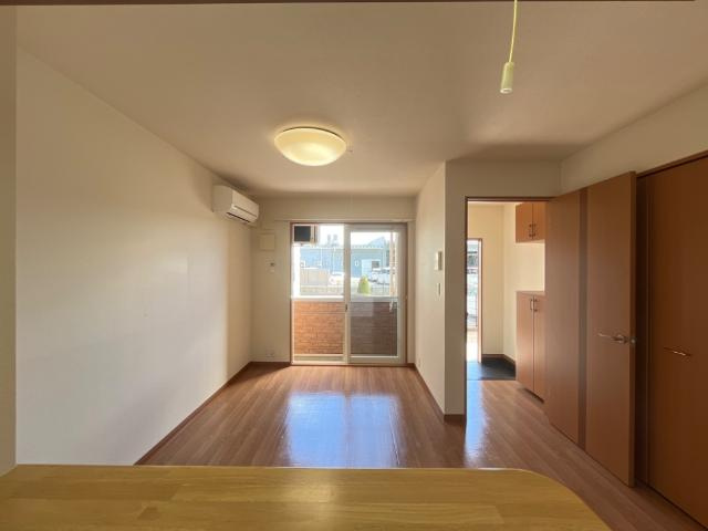 ウィステリア王司２番館の居間・リビング|リビング