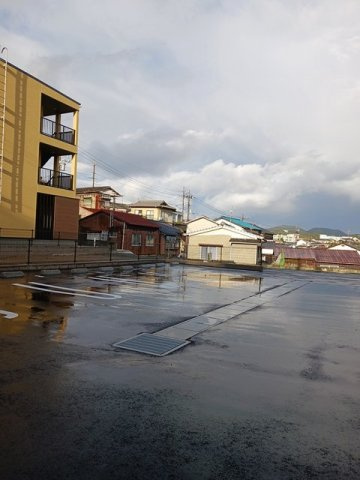 エクラスの駐車場