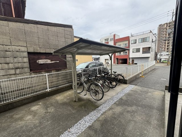 レオパレスプラナトピアのその他|自転車置き場