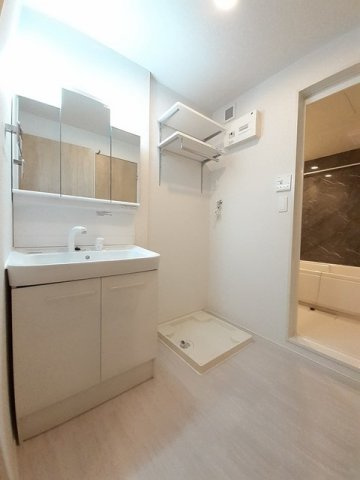 ウィルⅡの洗面所