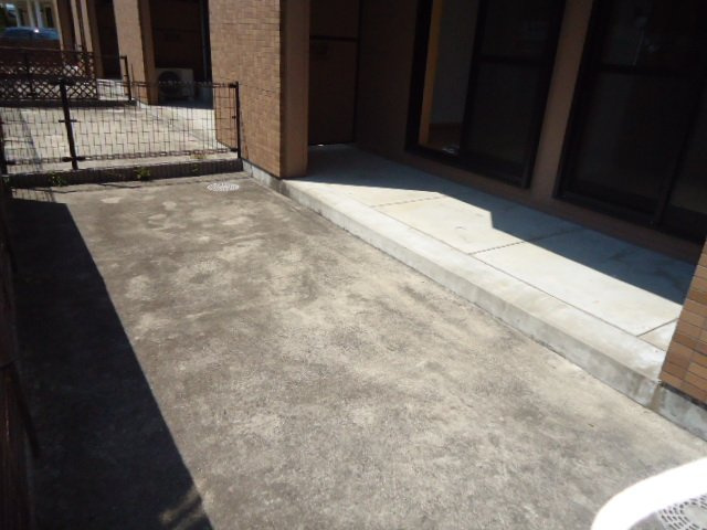 メゾン・エクセルのその他|専用庭