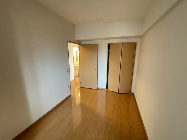 ヴェルドミールⅡの洋室