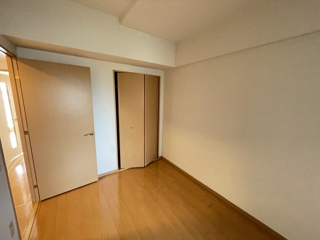 ヴェルドミールⅡの洋室