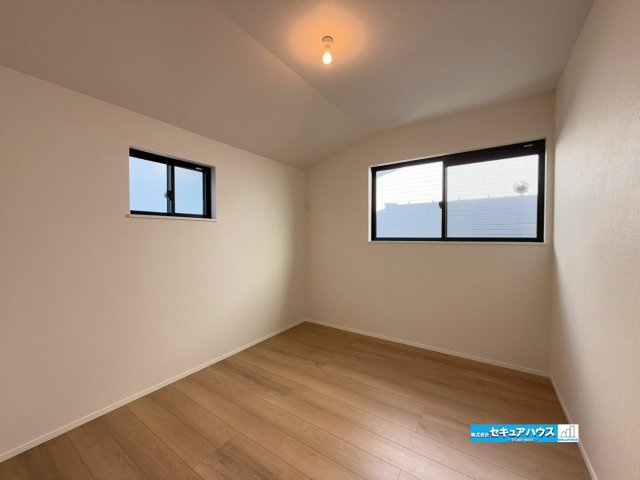 【今からでもご案内可能】豊明市前後町仙人塚I 全3棟 Btypeの洋室|Btype　2階北側居室