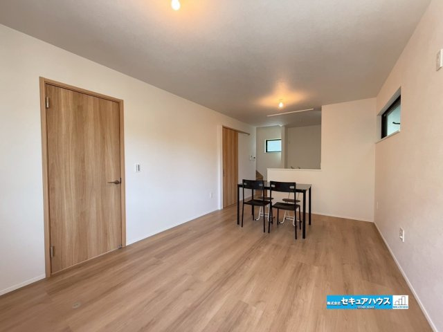 【今からでもご案内可能】豊明市前後町仙人塚I 全3棟 Btypeの居間・リビング|Btype　LDK