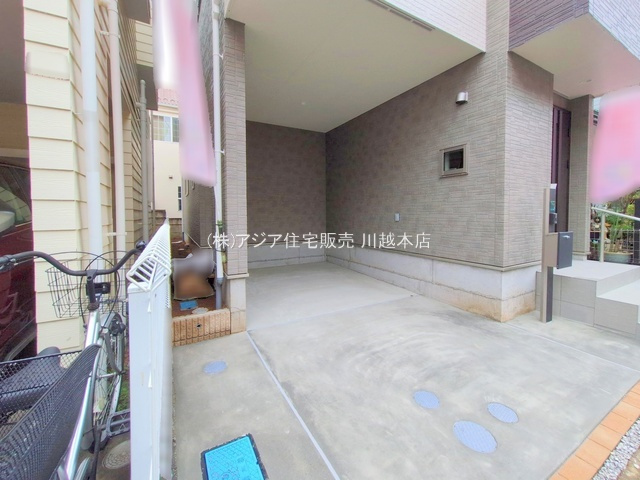 月々8万円台～　新築戸建　富士見市鶴瀬西3丁目Ⅳの駐車場|ビルトイン車庫（面積9.52㎡）