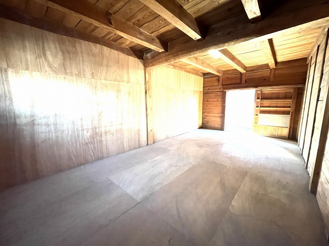 【内装】 | 蔵ノ浦貸倉庫