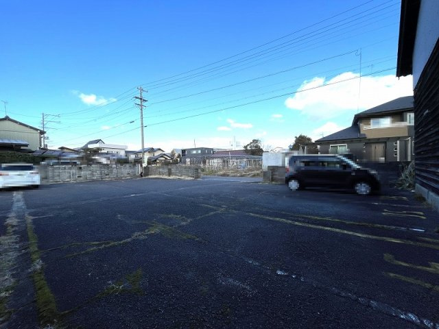 【駐車場】 | 蔵ノ浦貸倉庫