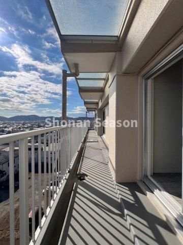 【バルコニー】 | ３部屋から出入りができる続きバルコニーは、家事動線良好◎